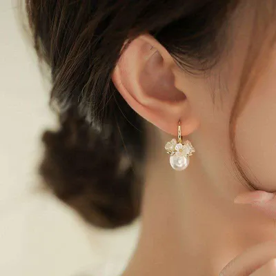 Delicate Shell Flower Pearl Hoop Earrings